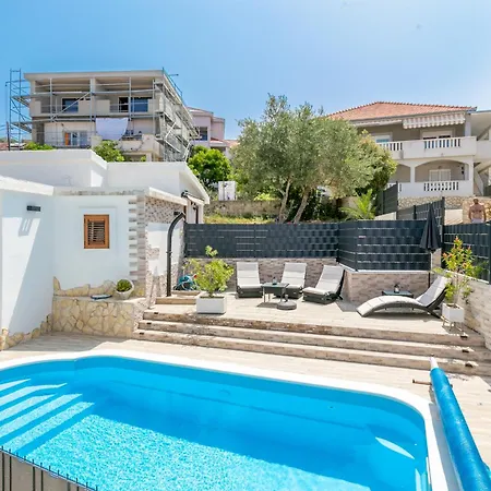 Casa vacanze Family Friendly House With A Swimming Pool Okrug Gornji, Ciovo - 24460 *